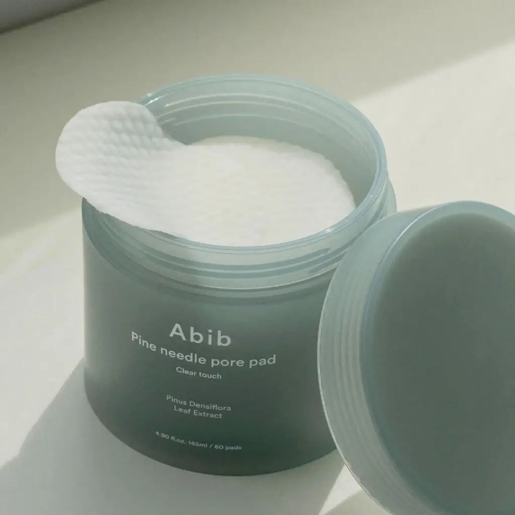 Abib Pine needle pore pad Clear touch 60 pads - Tonique pad nettoyant doux quotidien - texture