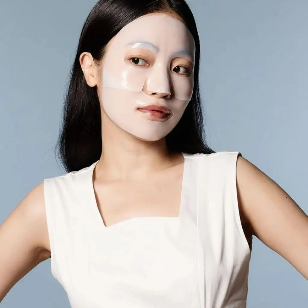 Biodance Hydro Cera-nol Real Deep Mask 1 masque - Masque hydrogel apaisant tout-en-un - texture - Kbeauty skincare coréenne Skinorea shop Paris France livraison rapide - yesstyle