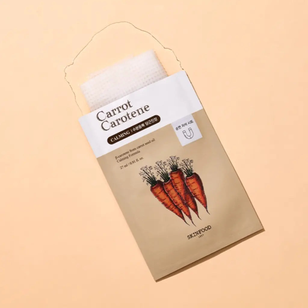 SKINFOOD Carrot Carotene Mask 1sheet - Masque visage vegan à la carotte enrichi d'essence - texture - Kbeauty Korean Skinorea shop Europe fast delivery - skincare coréenne Skinorea shop France Paris livraison rapide - yesstyle