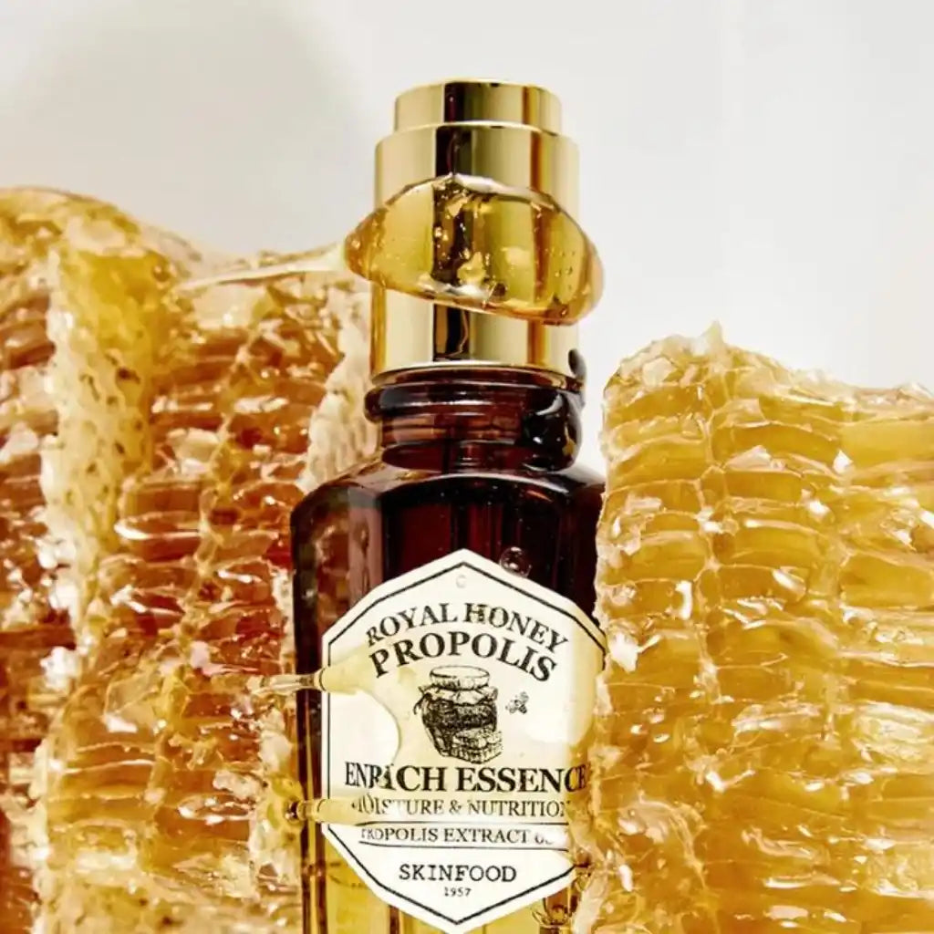SKINFOOD Royal Honey Propolis Enrich Essence 50ml - Essence nourrissante à base de propolis - Kbeauty skincare coréenne yesstyle - Skinorea