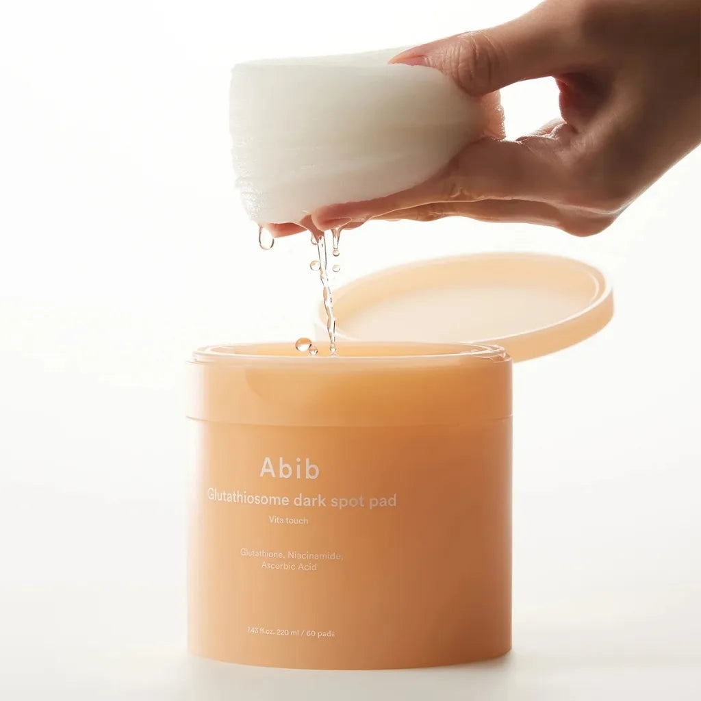 Abib Glutathiosome Dark Spot Pad Vita Touch 60pads - Pads tonique anti-taches à la vitamine C - texture - Kbeauty Korean Skinorea shop Europe fast delivery - skincare coréenne Skinorea shop France Paris livraison rapide - yesstyle